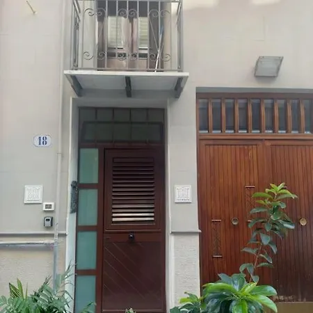 Casa Aragona